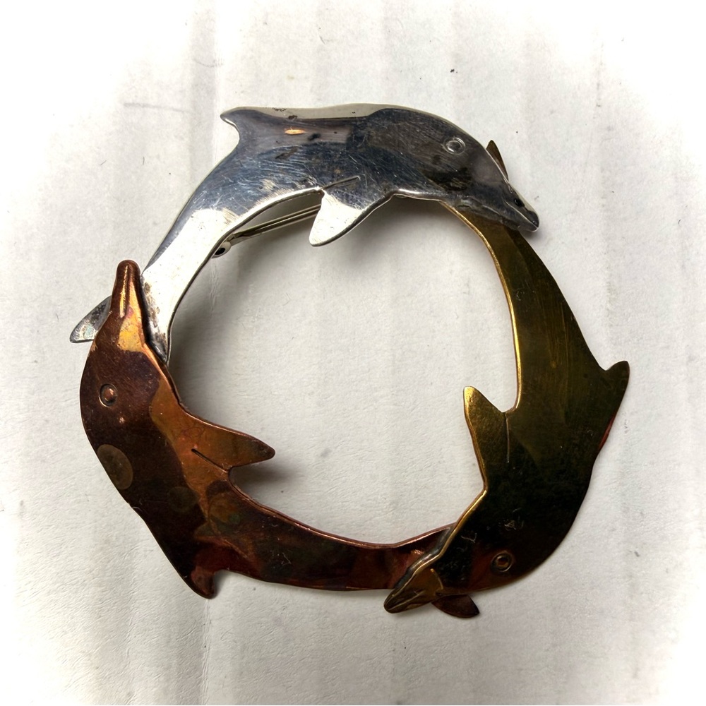 Vintage Dolphin Brooch Mixed Metal Silver Plate Brass Copper Signed ELA Wreath‎